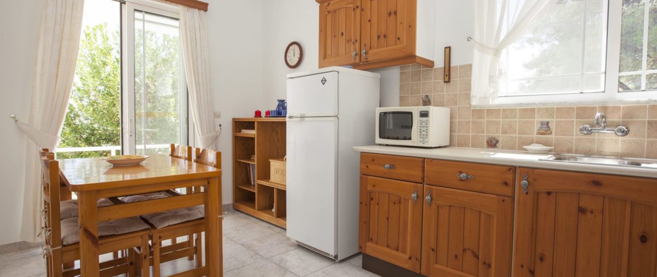 https://villasforsale.gr/wp-content/uploads/2020/09/36-min-e1596724144897-1920x1080-1-1280x540.jpg