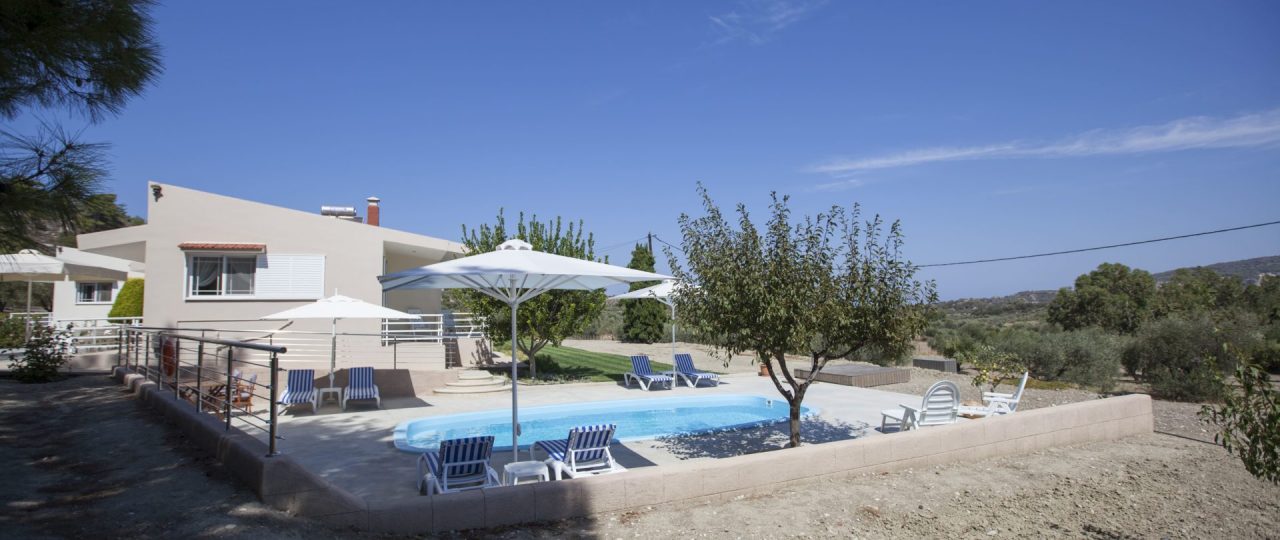 https://villasforsale.gr/wp-content/uploads/2020/09/49-min-1920x1080-1-1280x540.jpg